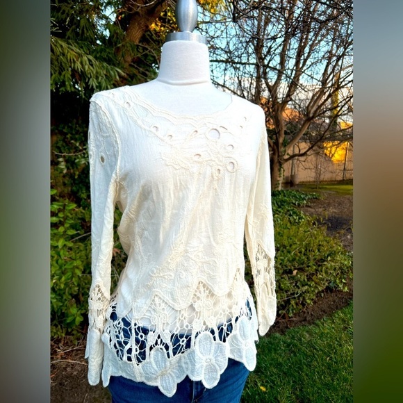 LAPIS Tops - LAPIS BOHO Elegant Cream Lace Women's Top